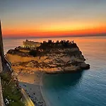 Accommodation Il Tramonto Rosso Tropea Capo Vaticano *