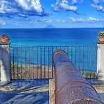 Accommodation Il Tramonto Rosso Tropea Capo Vaticano アパート *