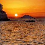 アパート Accommodation Il Tramonto Rosso Tropea Capo Vaticano