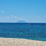Accommodation Il Tramonto Rosso Tropea Capo Vaticano トロペーア