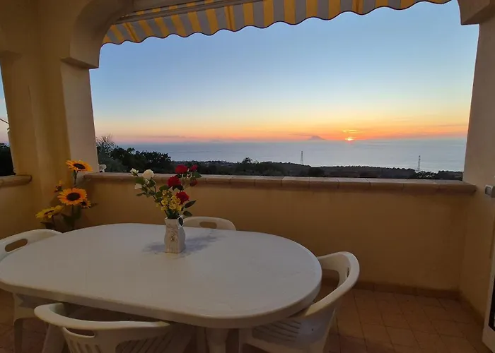 Il Tramonto Capo Vaticano 公寓